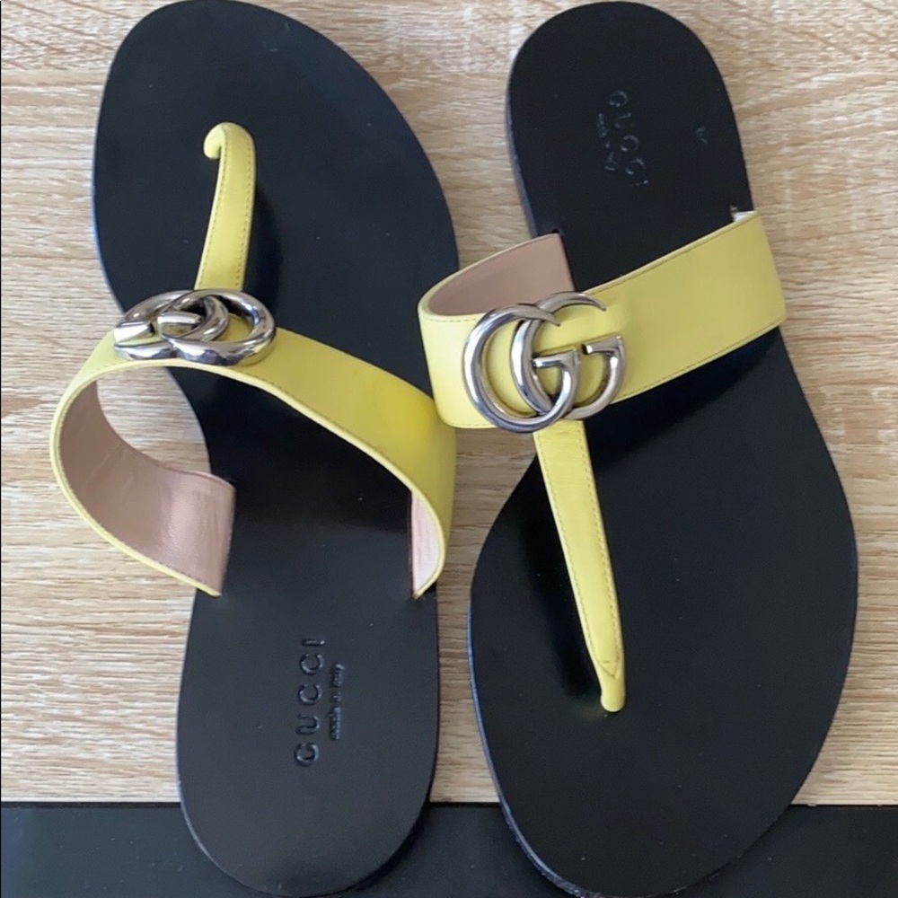 Gucci Mormont Thong Sandals